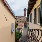 Casa Grey, 2 Bedrooms 2 Bathrooms * Lucca