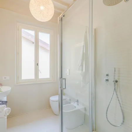 Appartement Casa Grey, 2 Bedrooms 2 Bathrooms Lucques